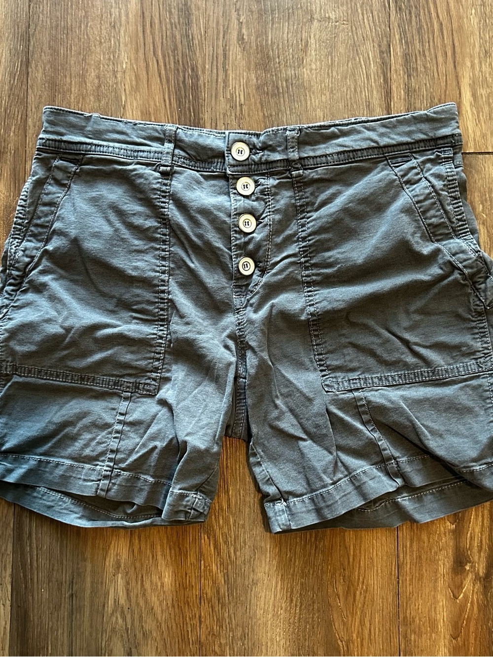 Anthropologie Wanderer Pilcro High Rise Utility Shorts Size 28 Button Fly
